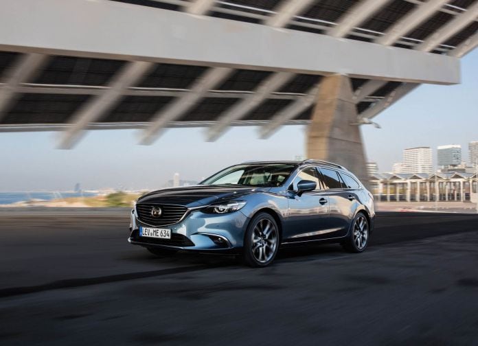 2017 Mazda 6 Wagon - фотография 18 из 46