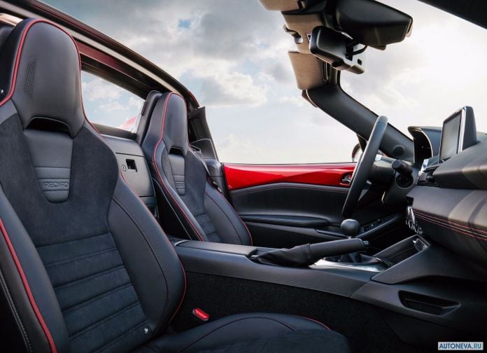 2017 Mazda MX-5 RF - фотография 160 из 199