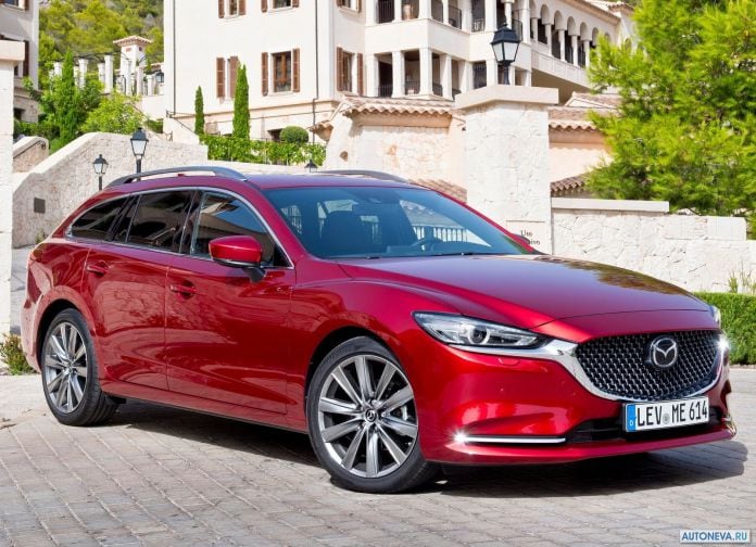 2018 Mazda 6 Wagon - фотография 10 из 164