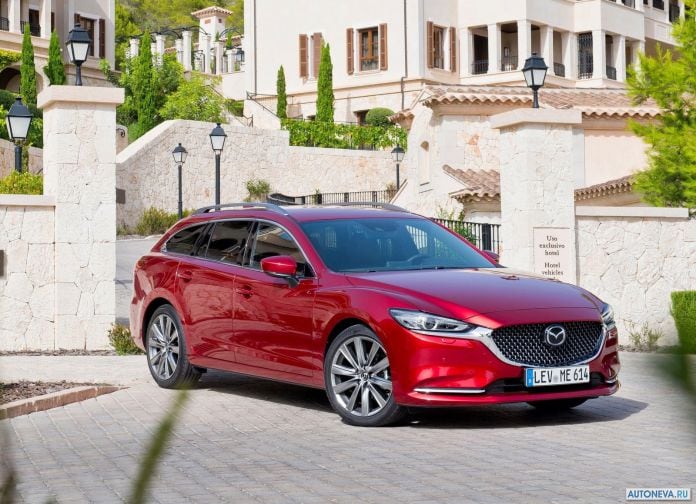 2018 Mazda 6 Wagon - фотография 13 из 164