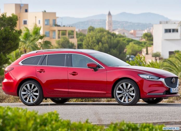 2018 Mazda 6 Wagon - фотография 17 из 164
