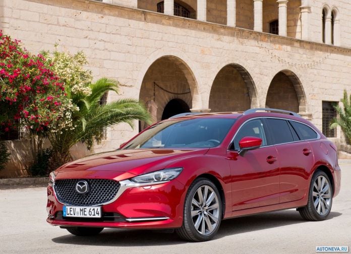 2018 Mazda 6 Wagon - фотография 28 из 164