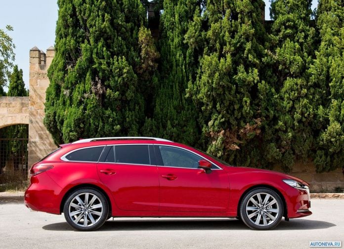 2018 Mazda 6 Wagon - фотография 71 из 164