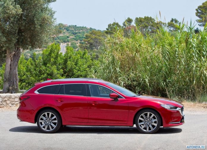 2018 Mazda 6 Wagon - фотография 72 из 164