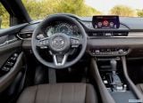 mazda_2018_6_wagon_120.jpg