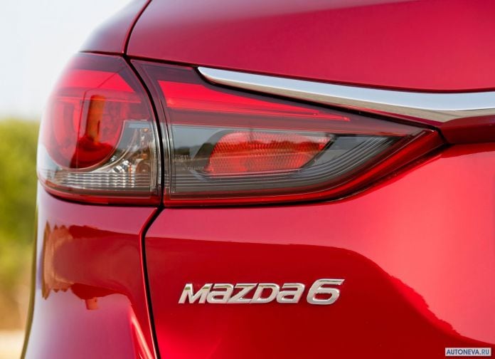 2018 Mazda 6 Wagon - фотография 150 из 164