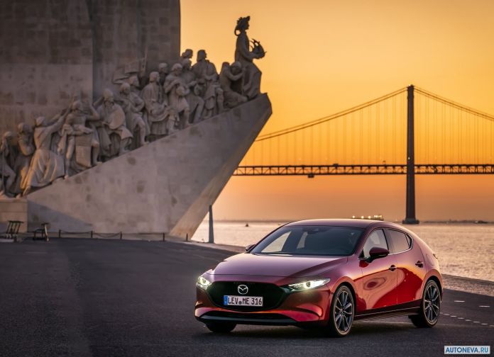 2019 Mazda 3 - фотография 13 из 193