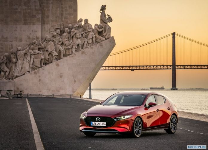 2019 Mazda 3 - фотография 14 из 193