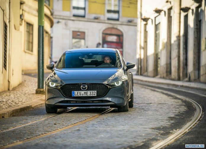 2019 Mazda 3 - фотография 105 из 193