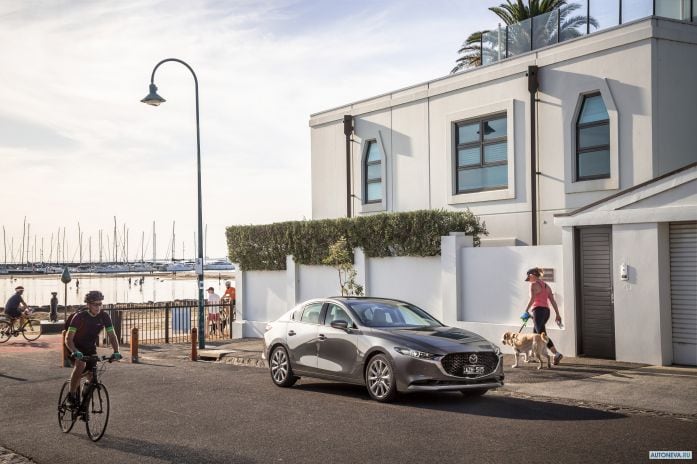 2019 Mazda 3 Sedan - фотография 11 из 40