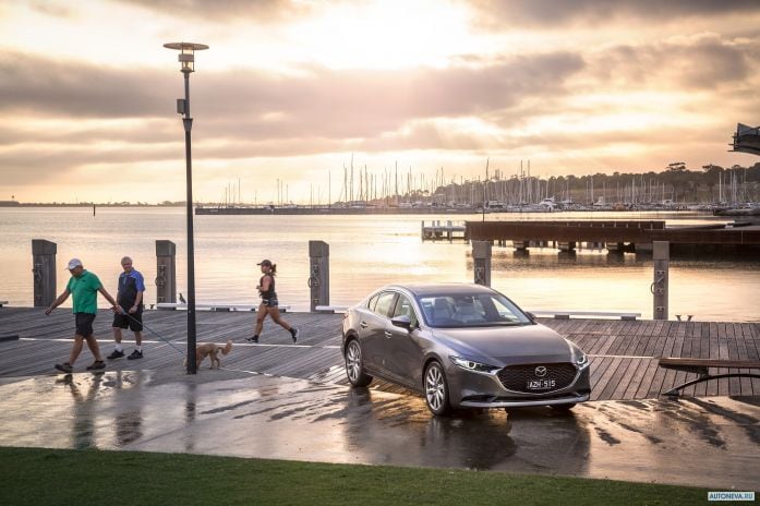 2019 Mazda 3 Sedan - фотография 13 из 40