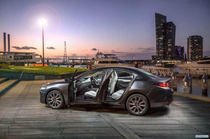 2019 Mazda 3 Sedan - фотография 20 из 40