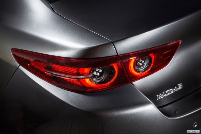 2019 Mazda 3 Sedan - фотография 40 из 40