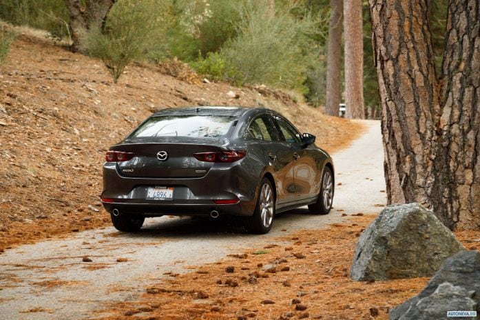 2019 Mazda 3 Sedan NA - фотография 14 из 40