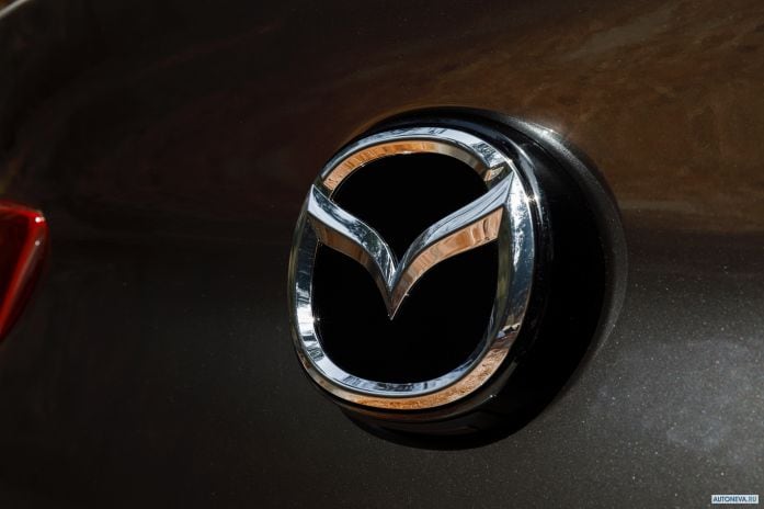 2019 Mazda 3 Sedan NA - фотография 38 из 40