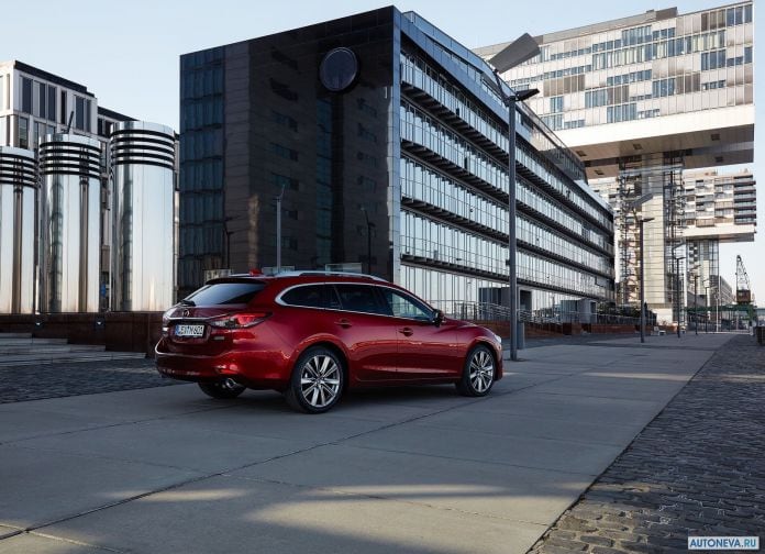 2019 Mazda 6 Wagon EU-version - фотография 14 из 33