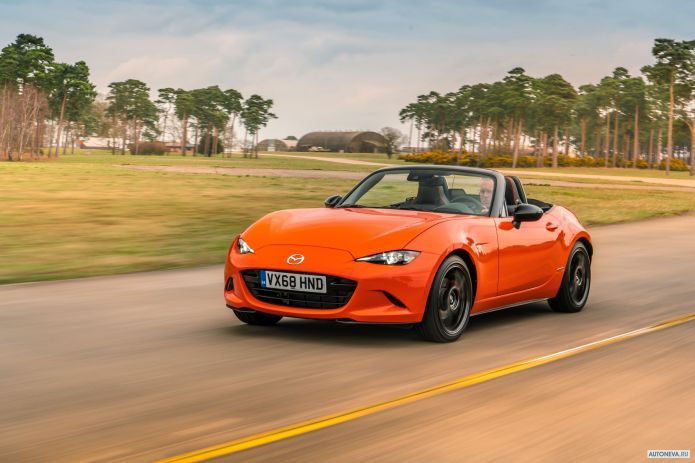 2019 Mazda MX-5 30th Anniversary - фотография 10 из 40