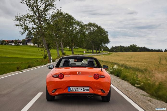 2019 Mazda MX-5 30th Anniversary - фотография 26 из 40 2019 Mazda MX-5 30th Anniversary - фотография 26 из 40