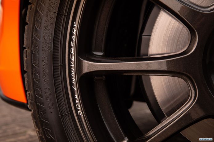2019 Mazda MX-5 30th Anniversary - фотография 36 из 40
