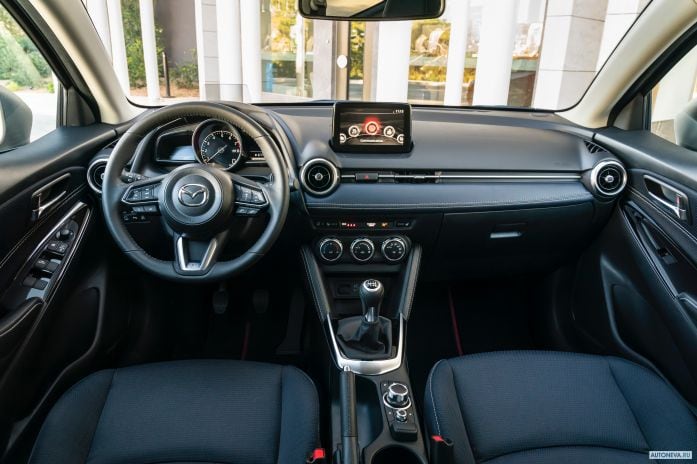 2020 Mazda 2 - фотография 28 из 40 2020 Mazda 2 - фотография 28 из 40