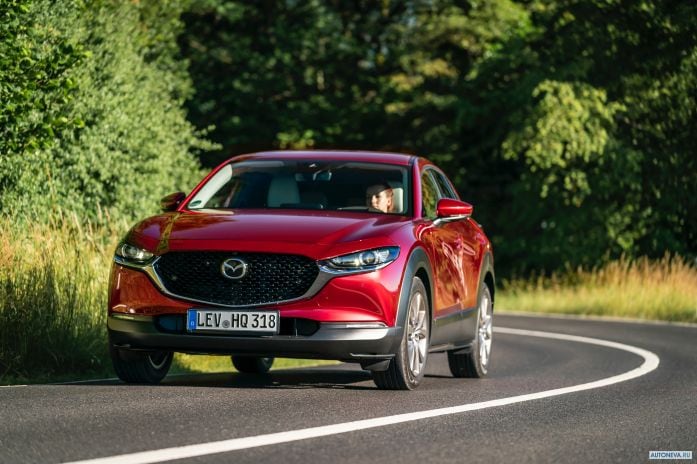 2020 Mazda CX-30 - фотография 1 из 40