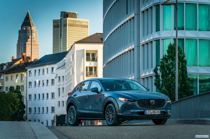2020 Mazda CX-30 - фотография 9 из 40