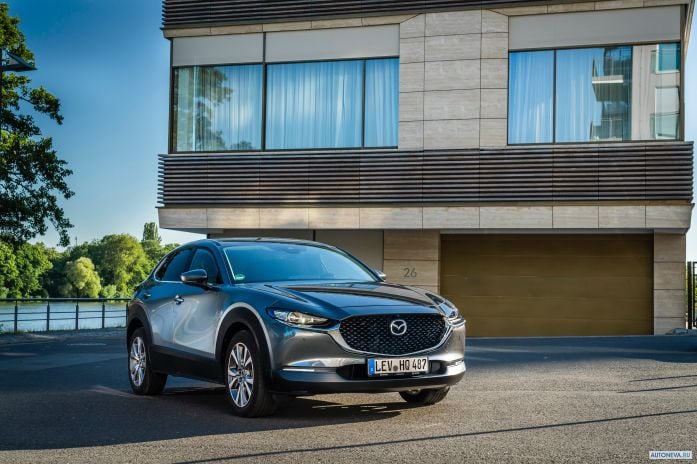 2020 Mazda CX-30 - фотография 10 из 40