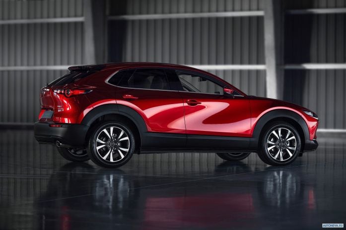 2020 Mazda CX-30 - фотография 15 из 40