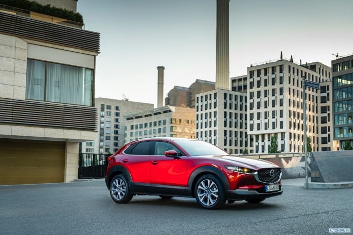 2020 Mazda CX-30 - фотография 16 из 40