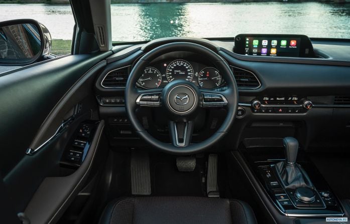 2020 Mazda CX-30 - фотография 28 из 40
