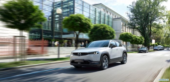 2020 Mazda MX-30 - фотография 1 из 24 2020 Mazda MX-30 - фотография 1 из 24