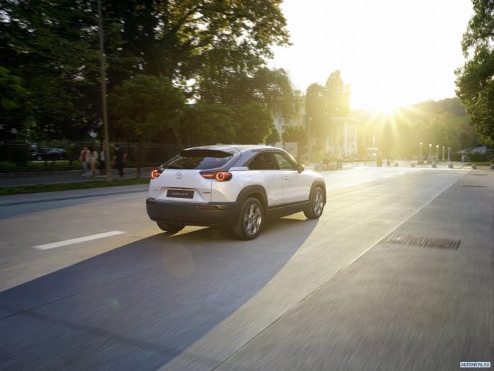 2020 Mazda MX-30 - фотография 11 из 24 2020 Mazda MX-30 - фотография 11 из 24