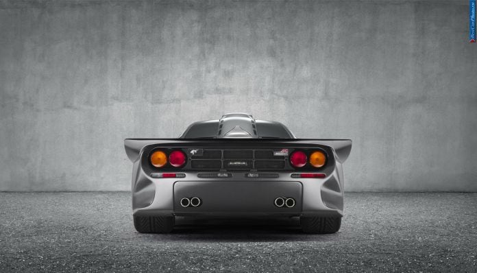 1997 McLaren F1 GT - фотография 4 из 7