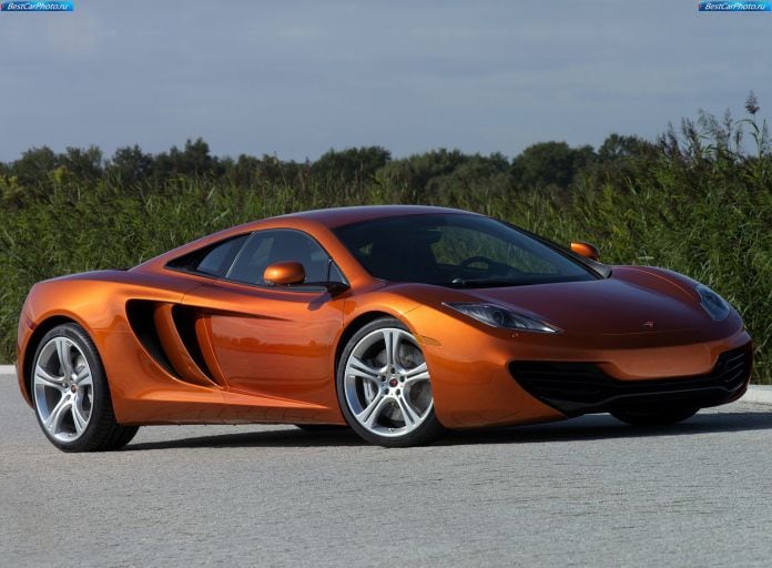 2011 McLaren MP4-12C - фотография 19 из 135