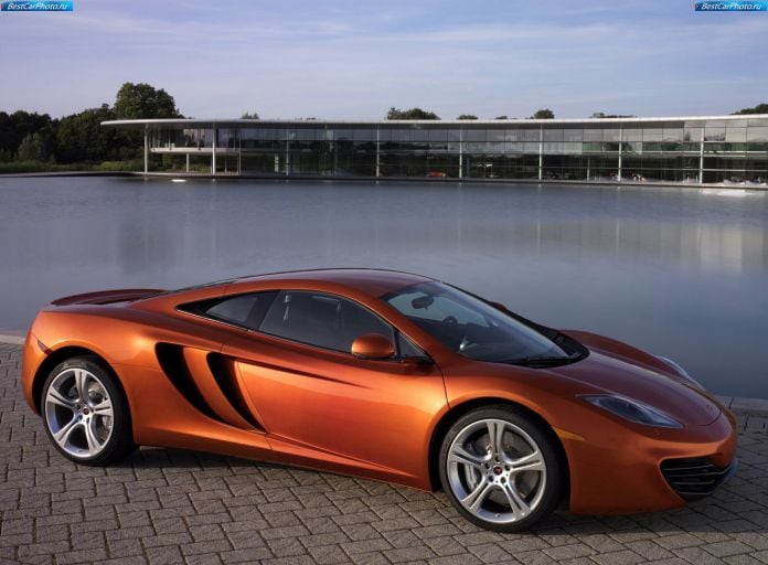 2011 McLaren MP4-12C - фотография 23 из 135