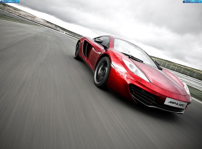 2011 McLaren MP4-12C - фотография 33 из 135