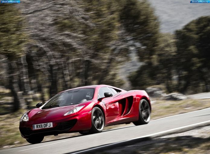 2011 McLaren MP4-12C - фотография 34 из 135