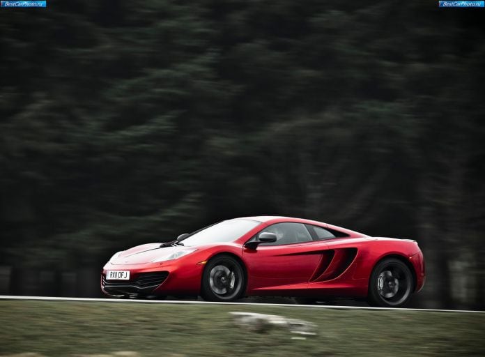 2011 McLaren MP4-12C - фотография 40 из 135