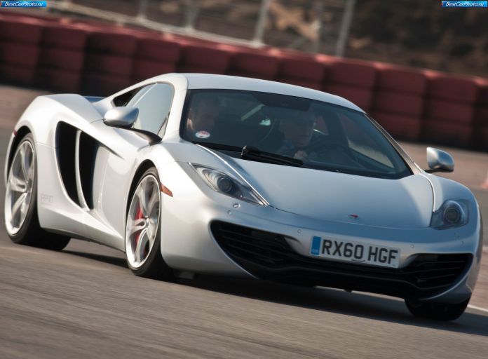 2011 McLaren MP4-12C - фотография 41 из 135