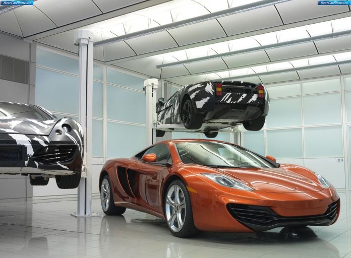 2011 McLaren MP4-12C - фотография 45 из 135