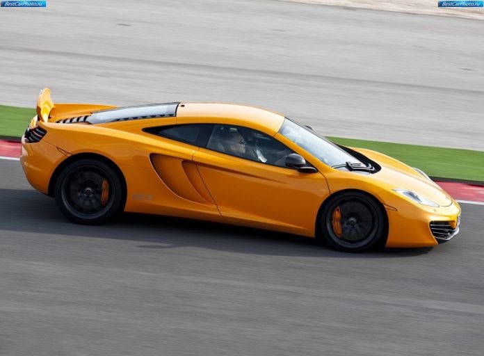 2011 McLaren MP4-12C - фотография 51 из 135