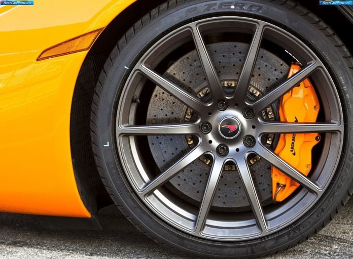 2011 McLaren MP4-12C - фотография 118 из 135 2011 McLaren MP4-12C - фотография 118 из 135