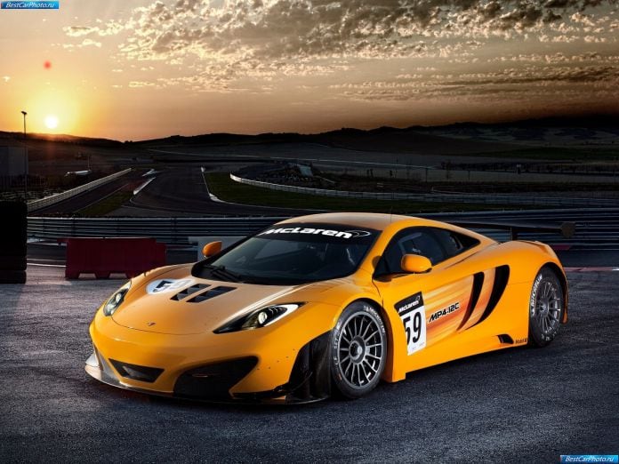 2011 McLaren MP4-12C GT3 - фотография 2 из 39
