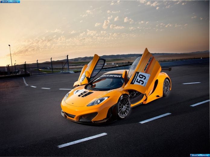 2011 McLaren MP4-12C GT3 - фотография 8 из 39