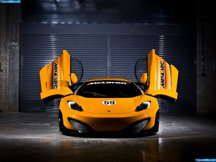 2011 McLaren MP4-12C GT3 - фотография 29 из 39
