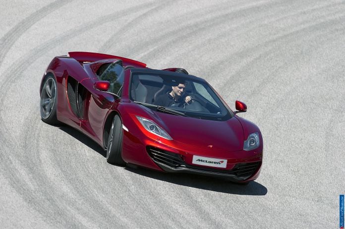 2012 McLaren MP4-12C Spyder - фотография 5 из 148 2012 McLaren MP4-12C Spyder - фотография 5 из 148