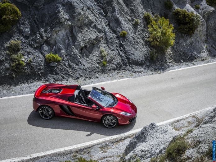 2012 McLaren MP4-12C Spyder - фотография 14 из 148 2012 McLaren MP4-12C Spyder - фотография 14 из 148