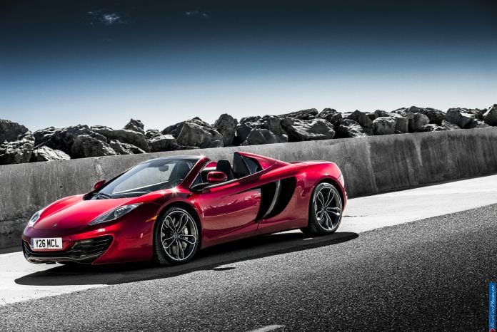 2012 McLaren MP4-12C Spyder - фотография 15 из 148