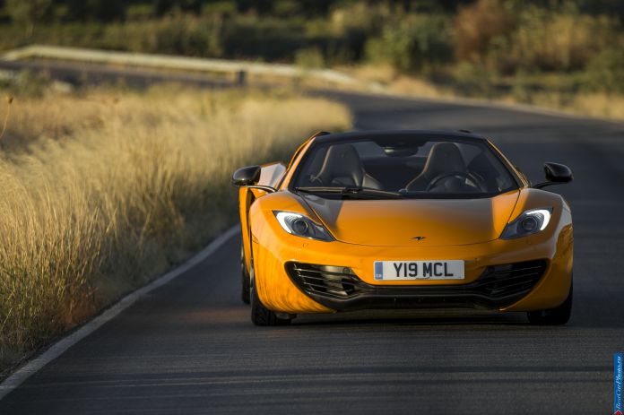 2012 McLaren MP4-12C Spyder - фотография 30 из 148