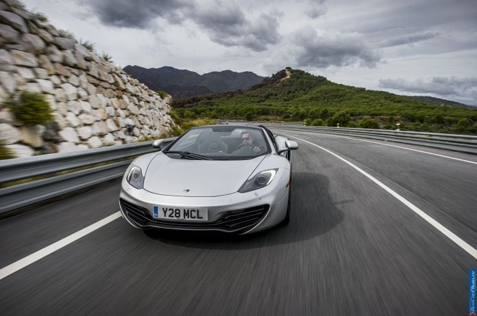 2012 McLaren MP4-12C Spyder - фотография 51 из 148 2012 McLaren MP4-12C Spyder - фотография 51 из 148